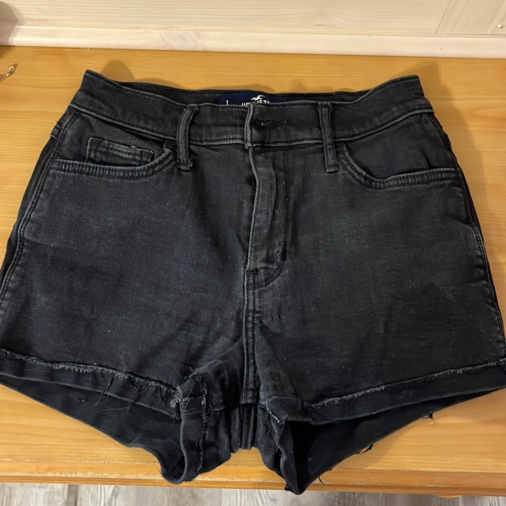 Hollister High-Rise Short-Short Shorts